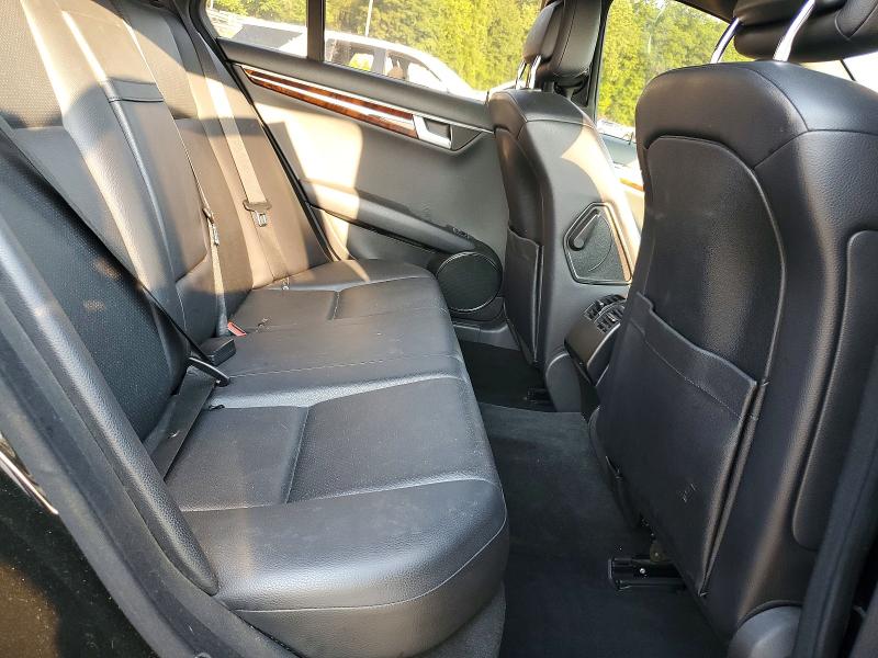 2012 Mercedes-benz C მანქანა იყიდება აუქციონზე, vin: WDDGF8BB2CR205092, აუქციონის ნომერი: 59050016