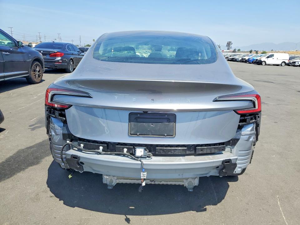 Продажа на аукционе авто 2024 Tesla Model 3, vin: 5YJ3E1EA6RF871618, номер лота: 55765296