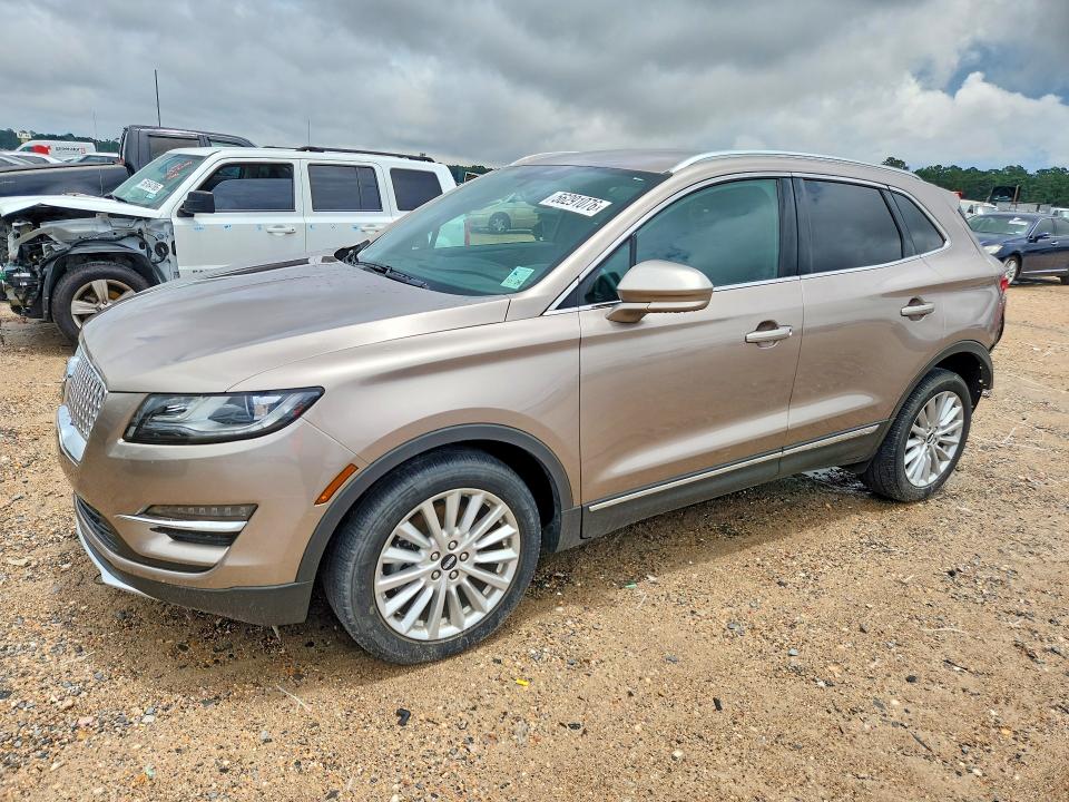 Продажа на аукционе авто 2019 Lincoln Mkc, vin: 5LMCJ1C90KUL16884, номер лота: 56291076