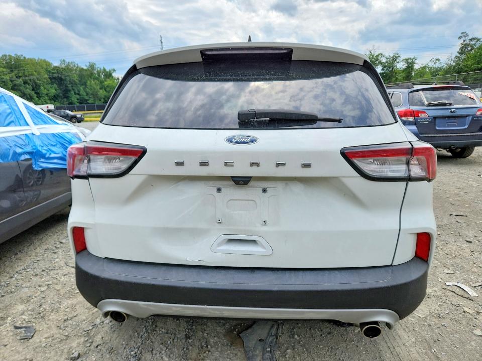 2021 Ford Escape მანქანა იყიდება აუქციონზე, vin: 1FMCU0F62MUA01786, აუქციონის ნომერი: 58234716