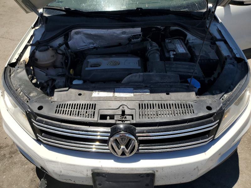 Продажа на аукционе авто 2017 Volkswagen Tiguan, vin: WVGAV7AX8HK049775, номер лота: 58407896
