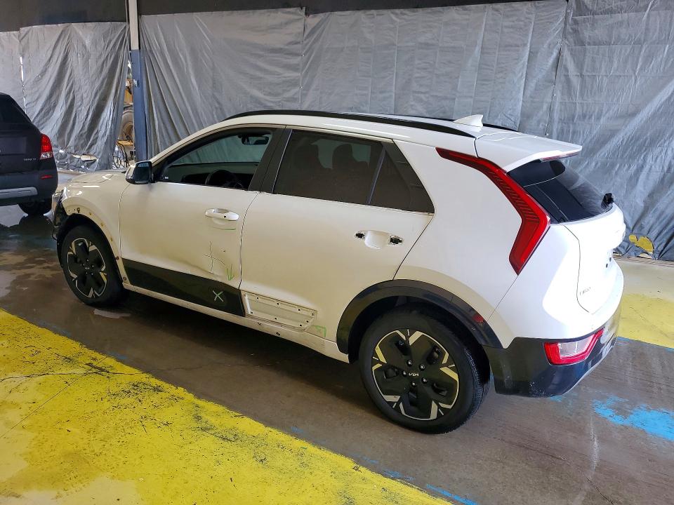Продажа на аукционе авто 2023 Kia Niro, vin: KNDCR3L1XP5049101, номер лота: 56357606
