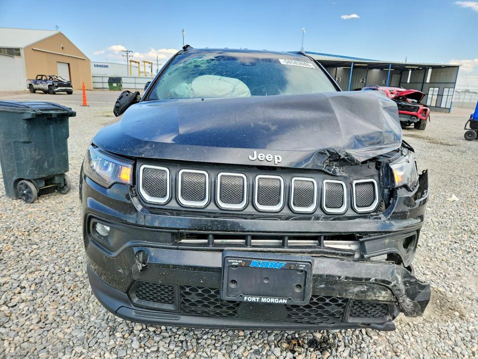 58583686 :رقم المزاد ، 3C4NJDFB0NT130258 vin ، 2022 Jeep Compass مزاد بيع