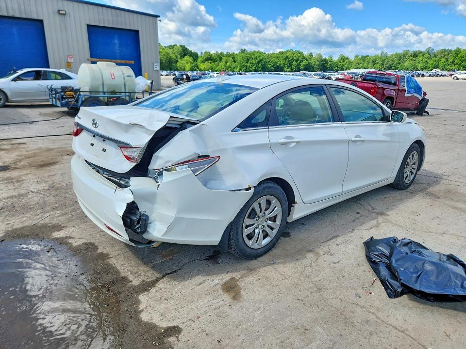57904036 :رقم المزاد ، 5NPEB4AC9CH406074 vin ، 2012 Hyundai Sonata مزاد بيع