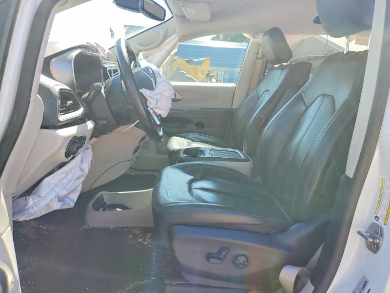 2020 Chrysler Pacifica მანქანა იყიდება აუქციონზე, vin: 2C4RC1EG4LR172858, აუქციონის ნომერი: 57028906