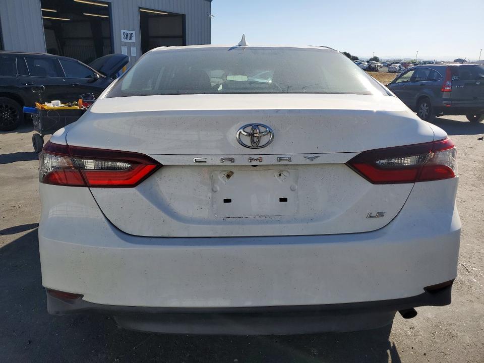 Продаж на аукціоні авто 2022 Toyota Camry, vin: 4T1C11AK2NU664697, номер лоту: 55653086