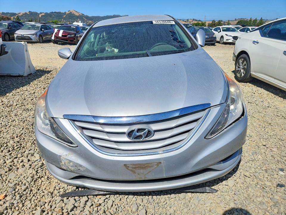 56530606 :رقم المزاد ، 5NPEB4AC7CH416358 vin ، 2012 Hyundai Sonata مزاد بيع
