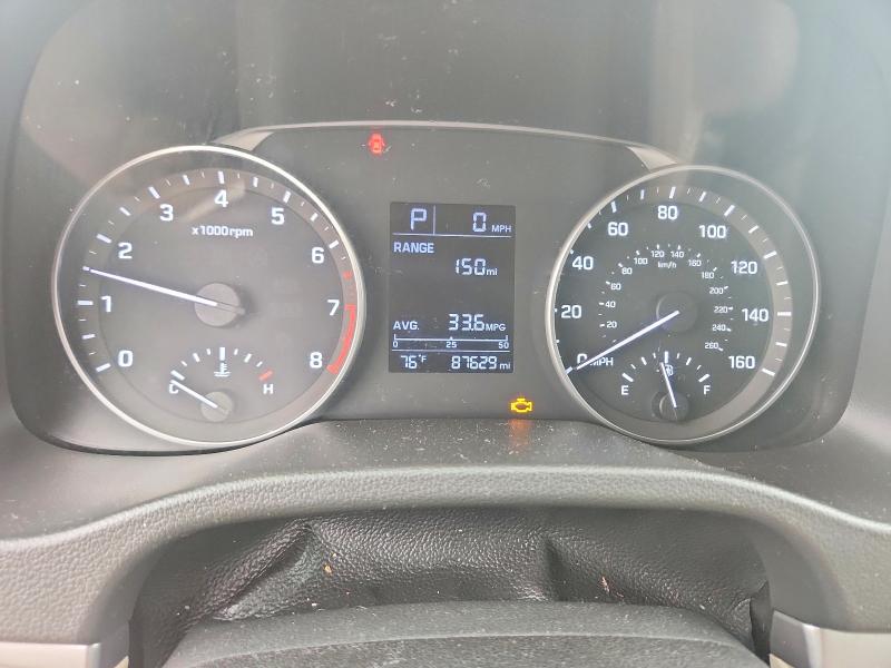 58885136 :رقم المزاد ، 5NPD84LF0HH060036 vin ، 2017 Hyundai Elantra مزاد بيع