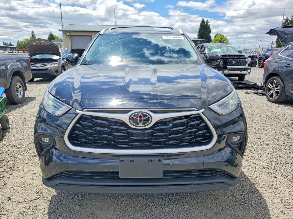 Продаж на аукціоні авто 2022 Toyota Highlander, vin: 5TDGZRBH4NS587996, номер лоту: 56678656