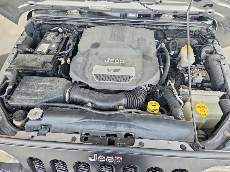 59109426 :رقم المزاد ، 1C4BJWEG2FL524143 vin ، 2015 Jeep Wrangler Unlimited مزاد بيع