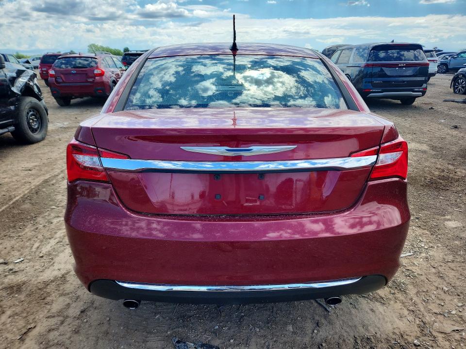 56876066 :رقم المزاد ، 1C3CCBCG5DN504744 vin ، 2013 Chrysler 200 مزاد بيع