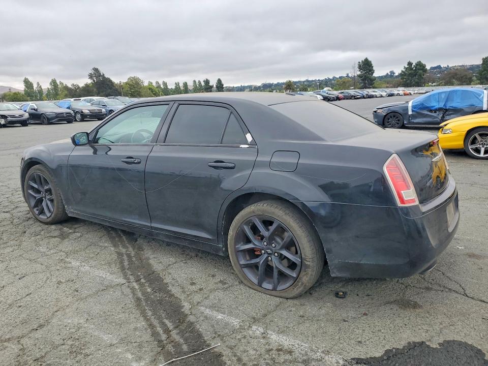 Auction sale of the 2014 Chrysler 300, vin: 2C3CCABGXEH136132, lot number: 58507756