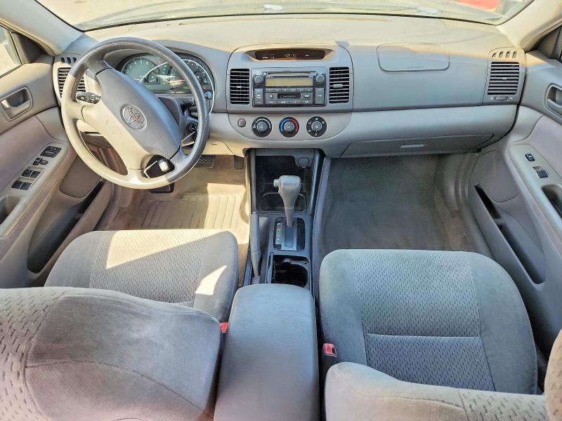 55756956 :رقم المزاد ، JTDBE32K720021568 vin ، 2002 Toyota Camry مزاد بيع