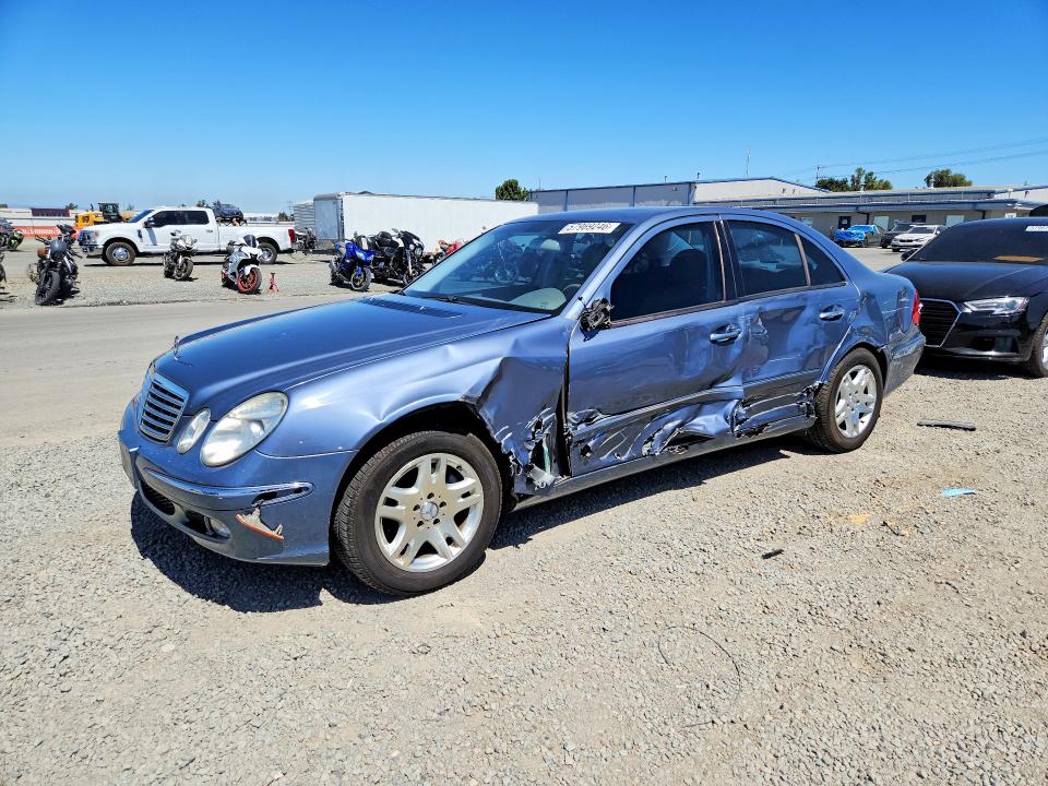 2003 Mercedes-benz E მანქანა იყიდება აუქციონზე, vin: WDBUF65J53A151918, აუქციონის ნომერი: 57969246
