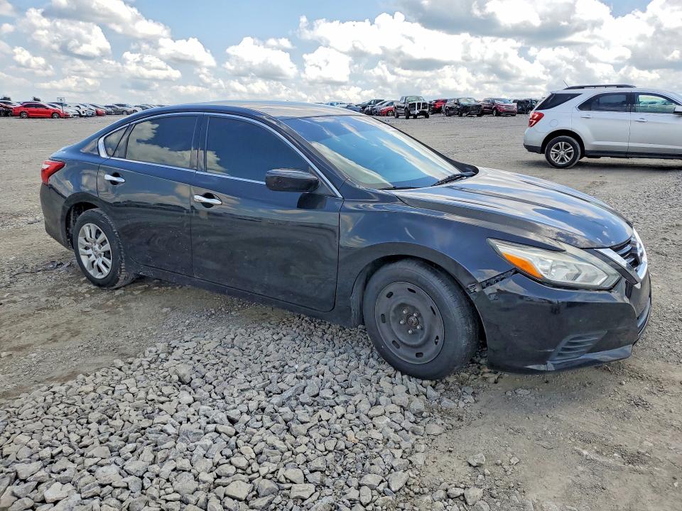 2017 Nissan Altima მანქანა იყიდება აუქციონზე, vin: 1N4AL3AP8HN345452, აუქციონის ნომერი: 56447006