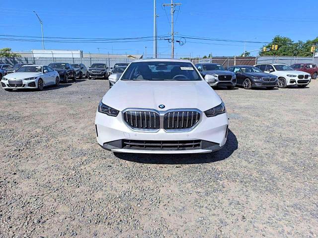 2026 Bmw 530 მანქანა იყიდება აუქციონზე, vin: WBA53FJ01TCW71868, აუქციონის ნომერი: 54874956