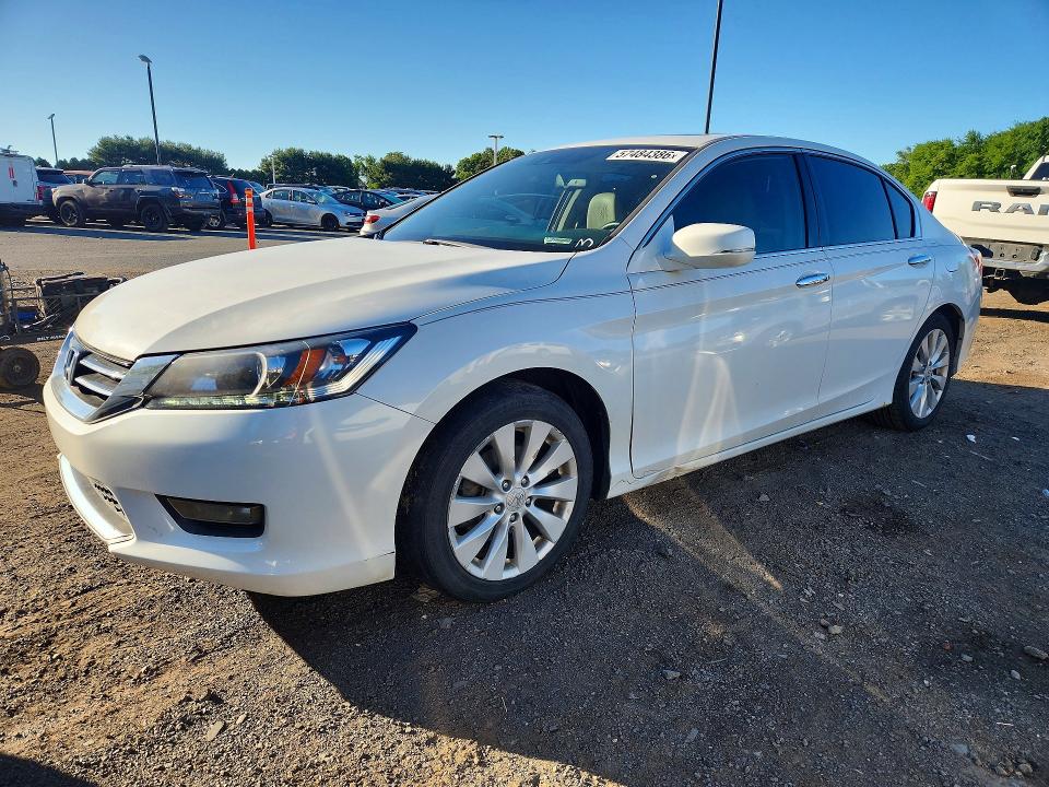 Auction sale of the 2014 Honda Accord, vin: 1HGCR3F86EA004767, lot number: 57484386