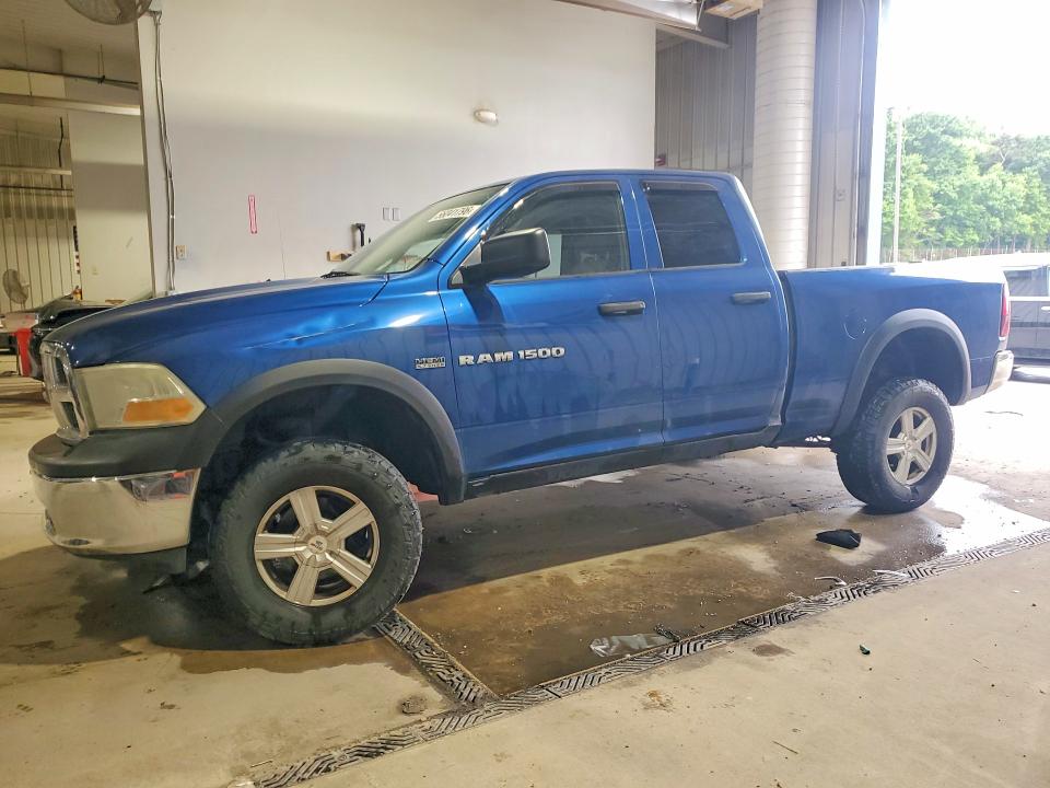 56041796 :رقم المزاد ، 1D7RV1GT4BS517586 vin ، 2011 Dodge Ram 1500 مزاد بيع