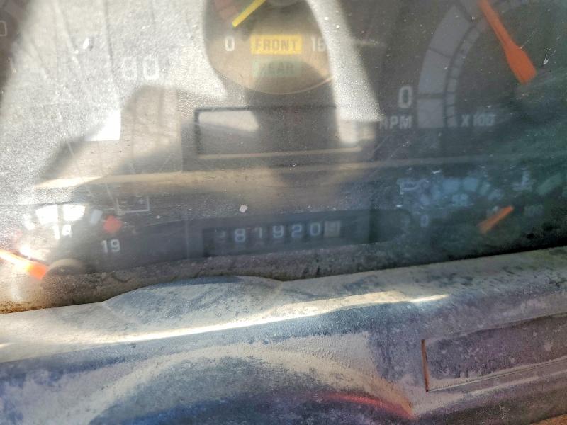 56500076 :رقم المزاد ، 1GBT7H4C8YJ502762 vin ، 2000 Chevrolet C-series مزاد بيع