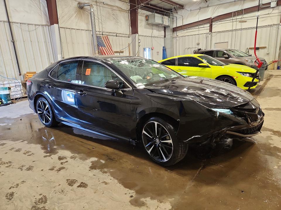 57210986 :رقم المزاد ، 4T1BZ1HK1KU027385 vin ، 2019 Toyota Camry مزاد بيع