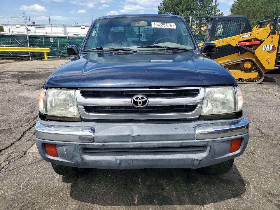 56226476 :رقم المزاد ، 4TASN92N5XZ477564 vin ، 1999 Toyota Tacoma مزاد بيع