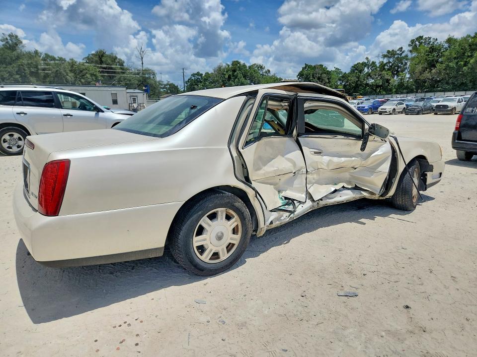 57728426 :رقم المزاد ، 1G6KD54Y53U275342 vin ، 2003 Cadillac Deville مزاد بيع