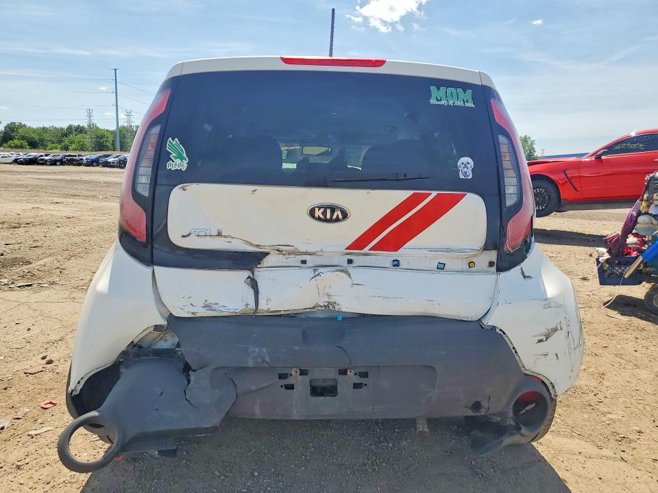 57035746 :رقم المزاد ، KNDJN2A27F7130911 vin ، 2015 Kia Soul مزاد بيع