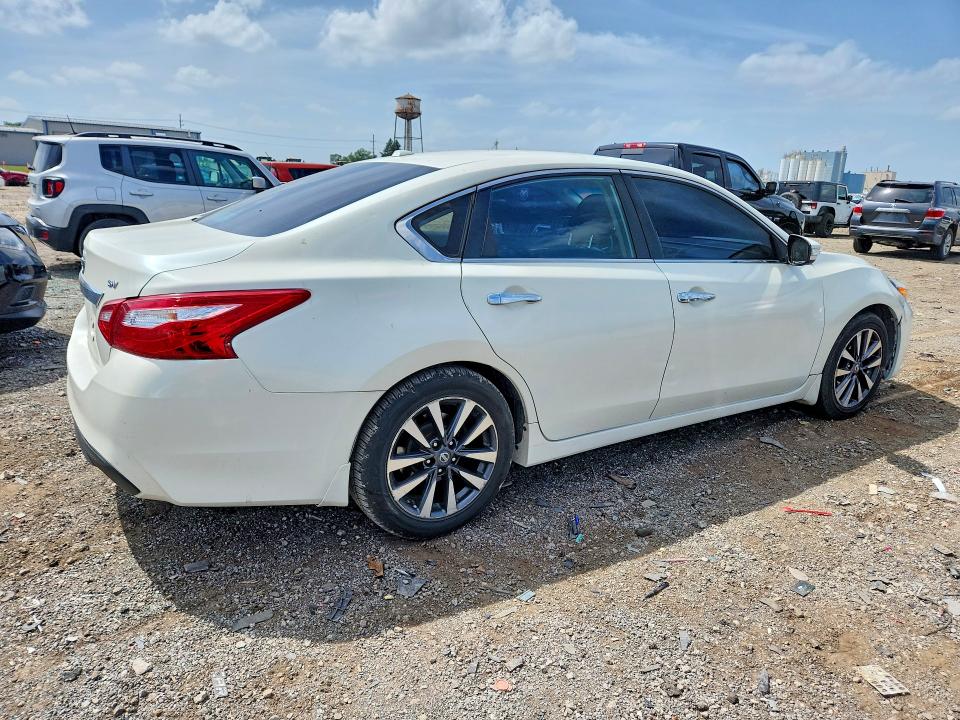 Продаж на аукціоні авто 2017 Nissan Altima, vin: 1N4AL3AP9HC257067, номер лоту: 59075316