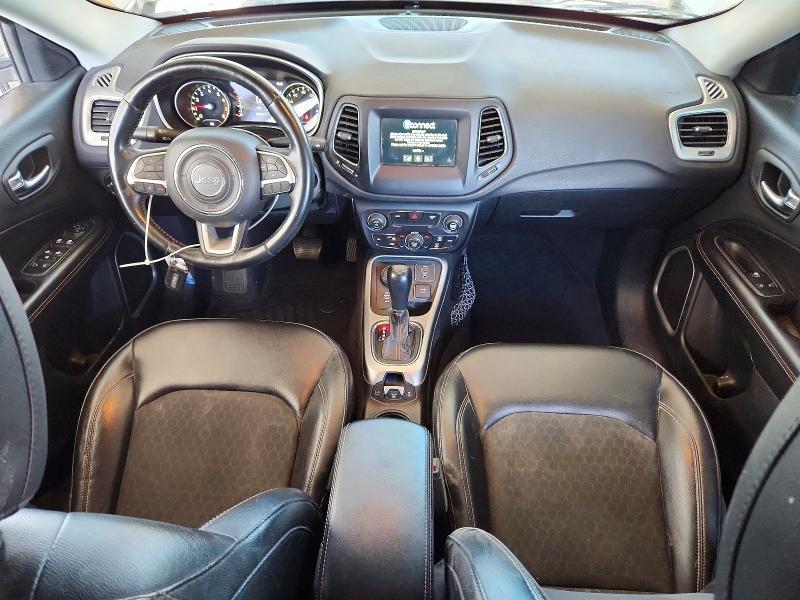 55634546 :رقم المزاد ، 3C4NJDBB3JT195427 vin ، 2018 Jeep Compass مزاد بيع