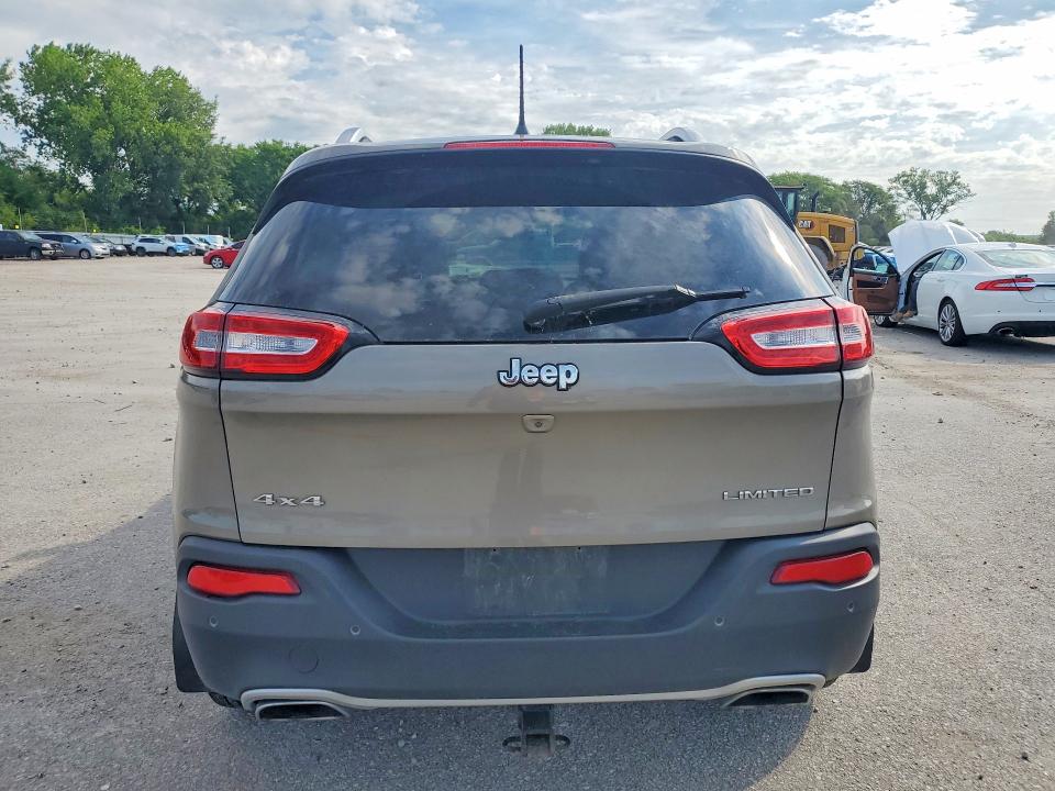 58722026 :رقم المزاد ، 1C4PJMDS3HW618646 vin ، 2017 Jeep Cherokee مزاد بيع