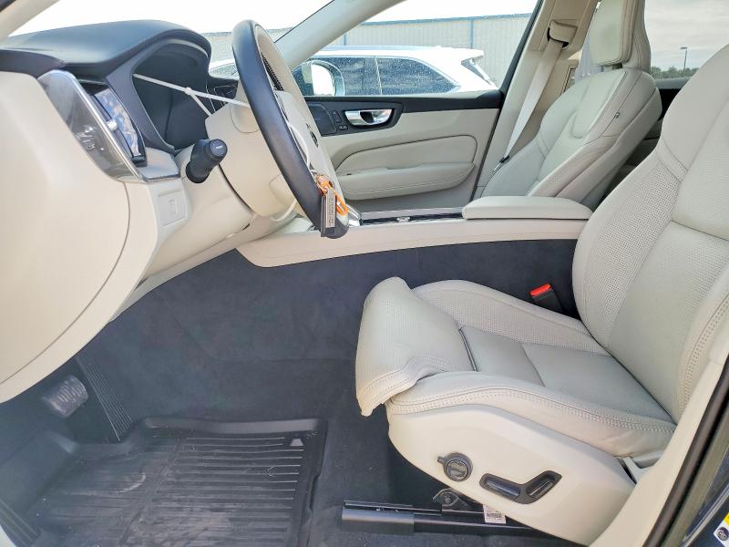 2023 Volvo Xc60 მანქანა იყიდება აუქციონზე, vin: YV4L12DA0P1379141, აუქციონის ნომერი: 56695086