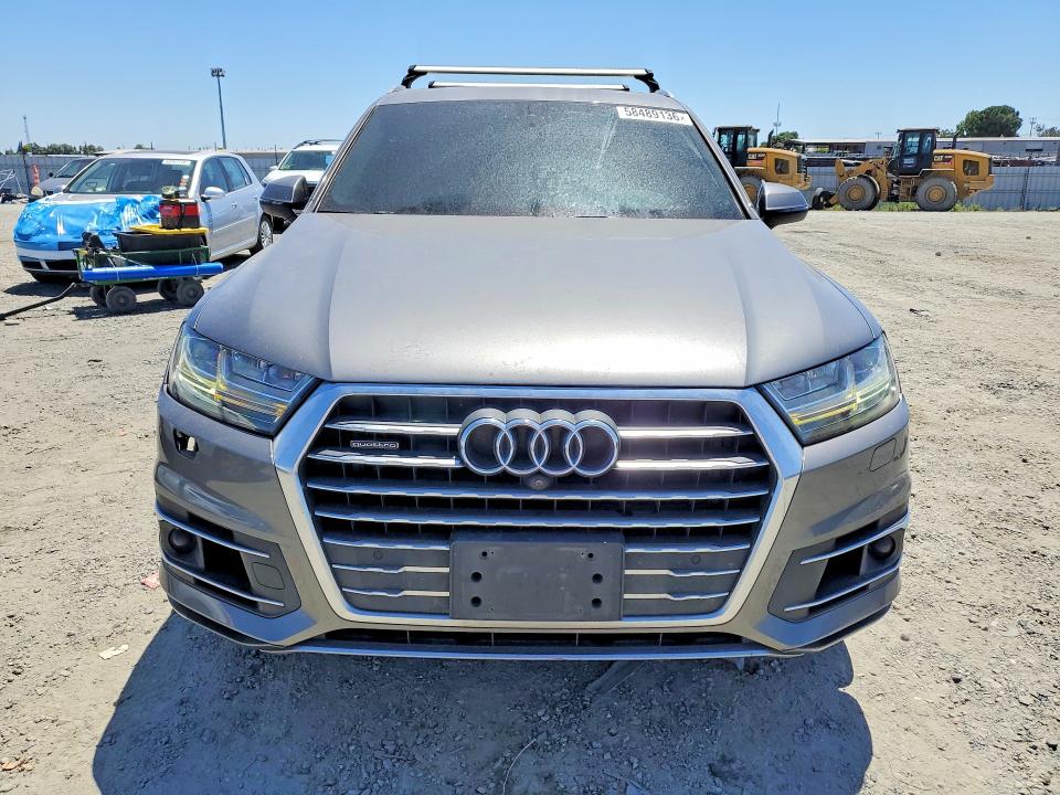 58489136 :رقم المزاد ، WA1LAAF71HD047671 vin ، 2017 Audi Q7 مزاد بيع