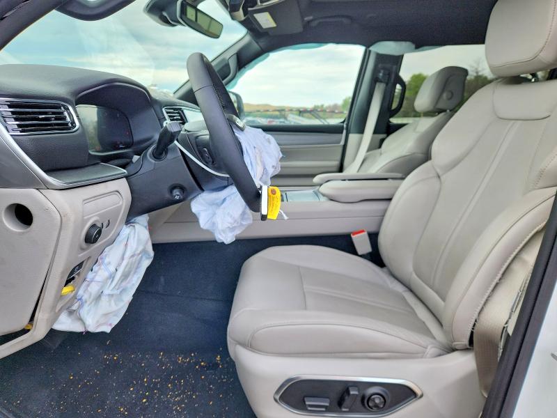 Продаж на аукціоні авто 2025 Jeep Wagoneer, vin: 1C4SJVAP0SS522150, номер лоту: 57621036