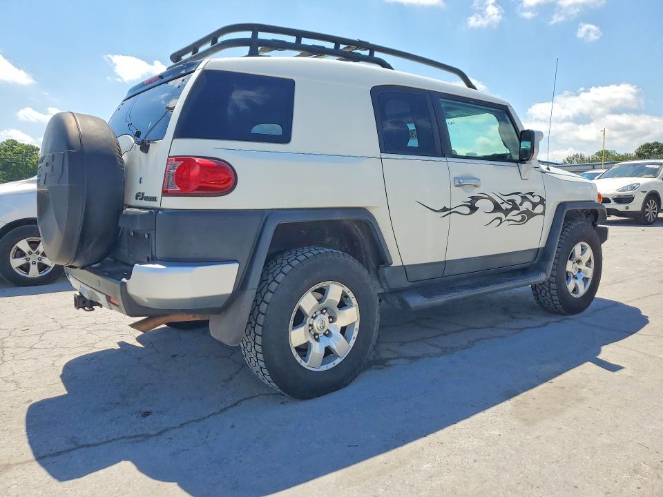 2010 Toyota Fj Cruiser მანქანა იყიდება აუქციონზე, vin: JTEBU4BF8AK090148, აუქციონის ნომერი: 57921606