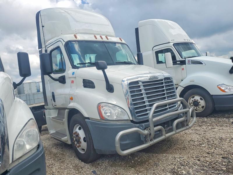 Aukcja sprzedaży 2015 Freightliner Cascadia, vin: 3AKBGADV3FSGU9427, numer aukcji: 54531906