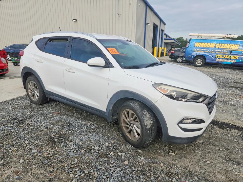56586036 :رقم المزاد ، KM8J33A43GU255125 vin ، 2016 Hyundai Tucson مزاد بيع