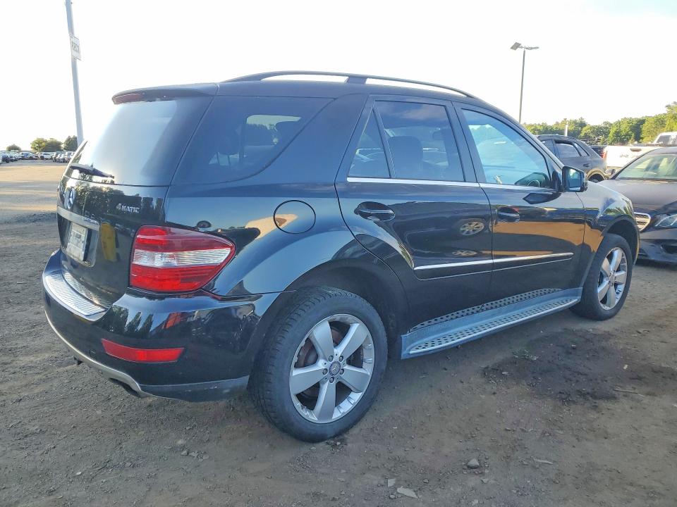 57441416 :رقم المزاد ، 4JGBB8GB7BA727105 vin ، 2011 Mercedes-benz Ml مزاد بيع