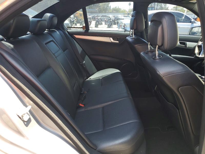 58492126 :رقم المزاد ، WDDGF4HB1CR216486 vin ، 2012 Mercedes-benz C مزاد بيع