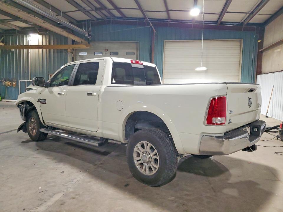 56047956 :رقم المزاد ، 3C6UR5FL4JG382771 vin ، 2018 Ram 2500 مزاد بيع