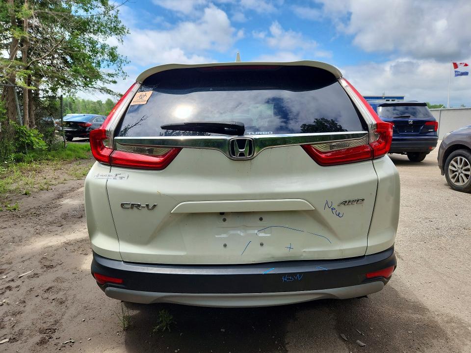 56577036 :رقم المزاد ، 2HKRW2H23JH125859 vin ، 2018 Honda Cr-v مزاد بيع