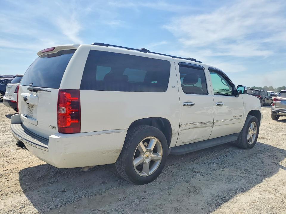 56298496 :رقم المزاد ، 1GNFC36029R304277 vin ، 2009 Chevrolet Suburban مزاد بيع