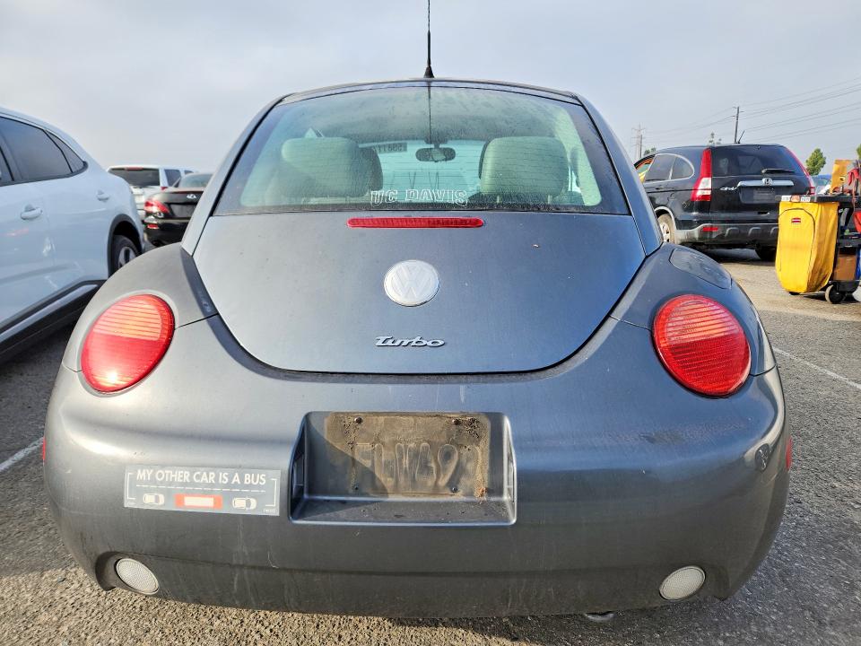 Aukcja sprzedaży 2004 Volkswagen New Beetle, vin: 3VWCD31C04M411670, numer aukcji: 55811786