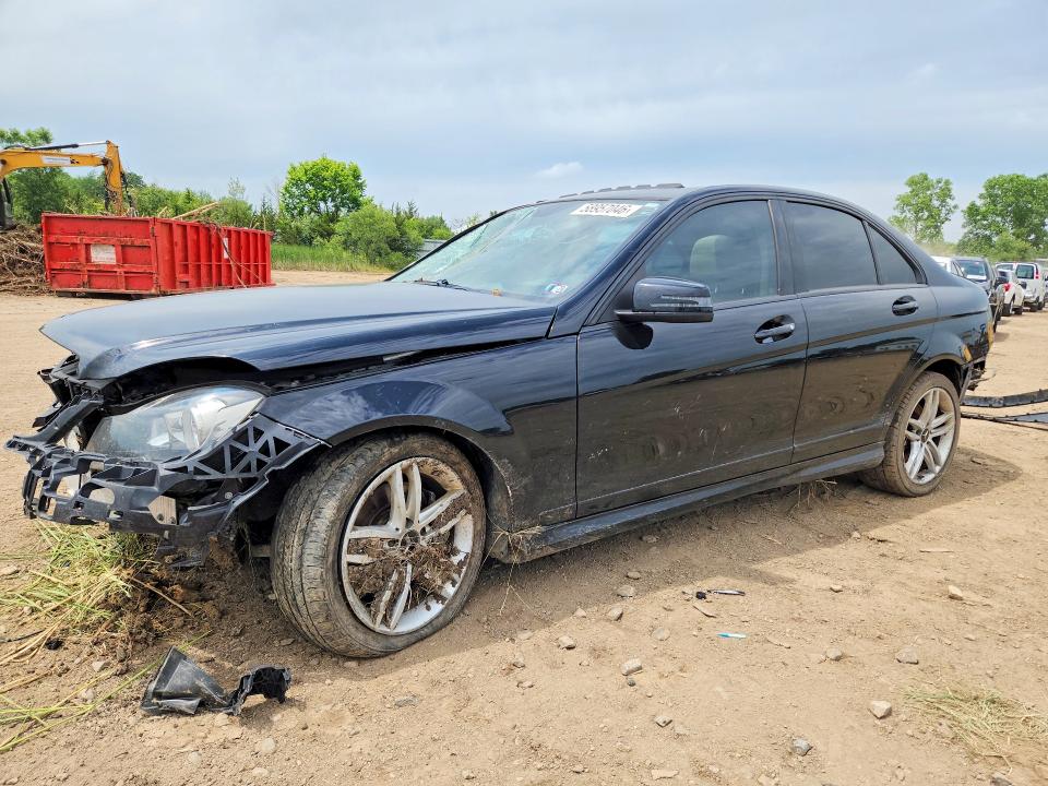 Продаж на аукціоні авто 2013 Mercedes-benz C, vin: WDDGF8AB3DG098486, номер лоту: 58957046