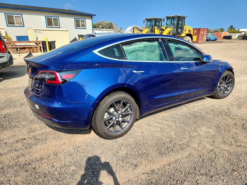 2020 Tesla Model 3 მანქანა იყიდება აუქციონზე, vin: 5YJ3E1EB1LF617153, აუქციონის ნომერი: 57896366