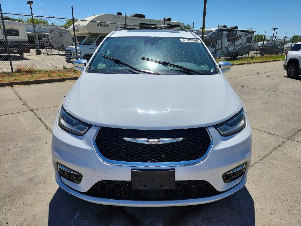 57399096 :رقم المزاد ، 2C4RC1GG1NR210031 vin ، 2022 Chrysler Pacifica مزاد بيع