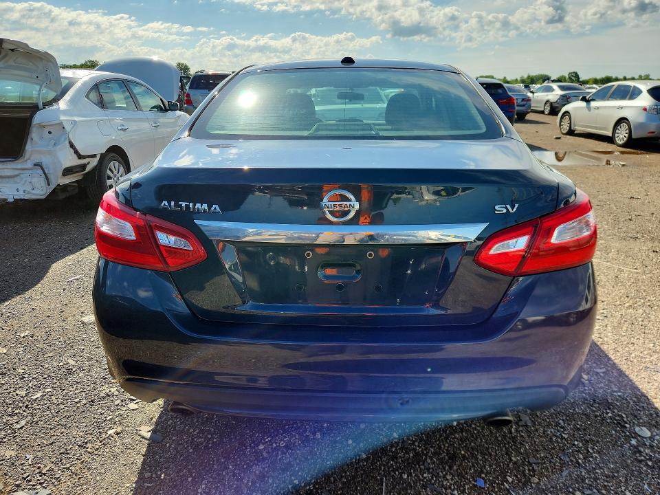 Продажа на аукционе авто 2017 Nissan Altima, vin: 1N4AL3AP9HC230807, номер лота: 58788566