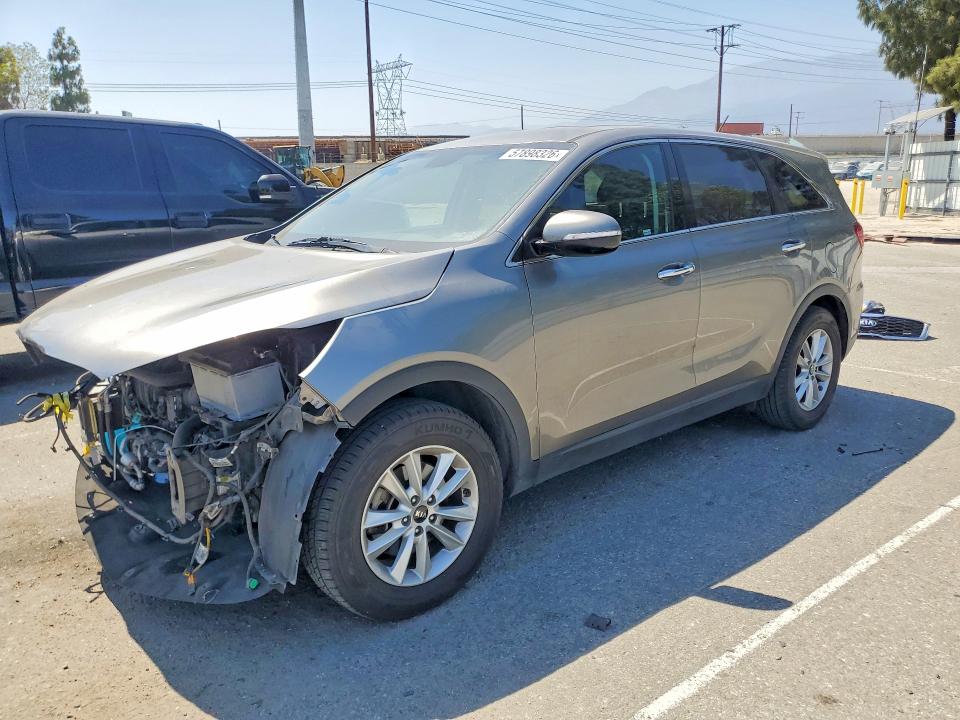 57898326 :رقم المزاد ، 5XYPG4A33KG449681 vin ، 2019 Kia Sorento مزاد بيع