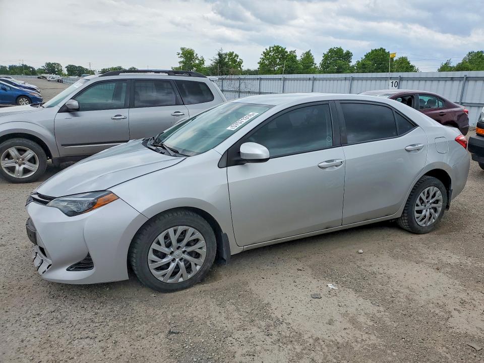 2018 Toyota Corolla მანქანა იყიდება აუქციონზე, vin: 2T1BURHE5JC032001, აუქციონის ნომერი: 57571316