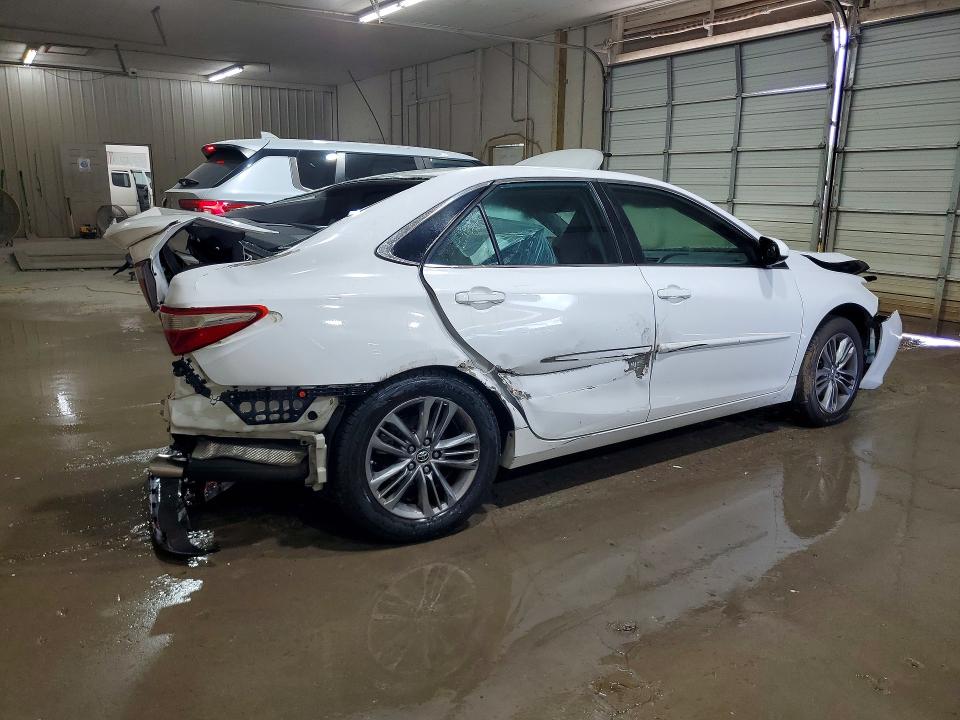 Продаж на аукціоні авто 2015 Toyota Camry, vin: 4T1BF1FKXFU089546, номер лоту: 59021086