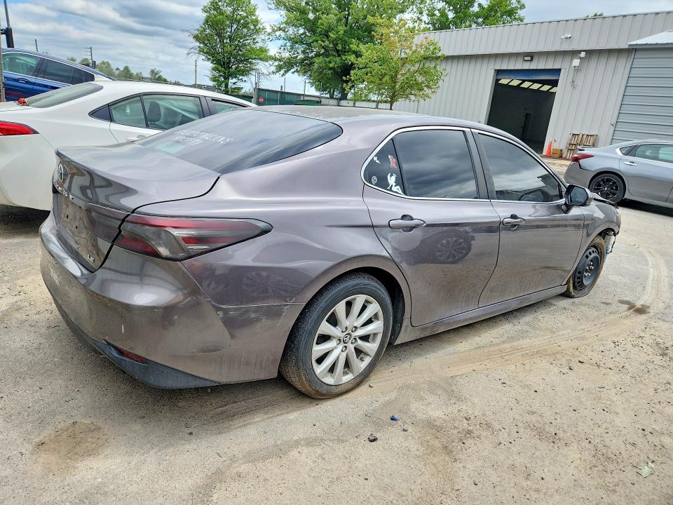 Продажа на аукционе авто 2018 Toyota Camry, vin: 4T1B11HK6JU616471, номер лота: 53736306